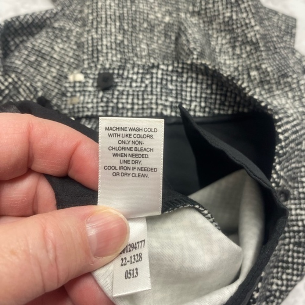 White House Black Market The Slim Ankle Pants Black and White Size 00R - Picture 10 of 11